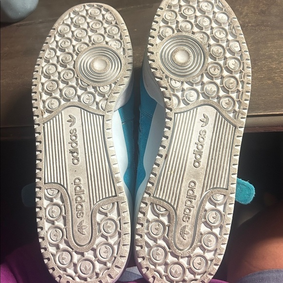 Adidas Forum 84 Low 8K sneakers in the "Clear Aqua" Men’s 13 - Picture 4 of 5